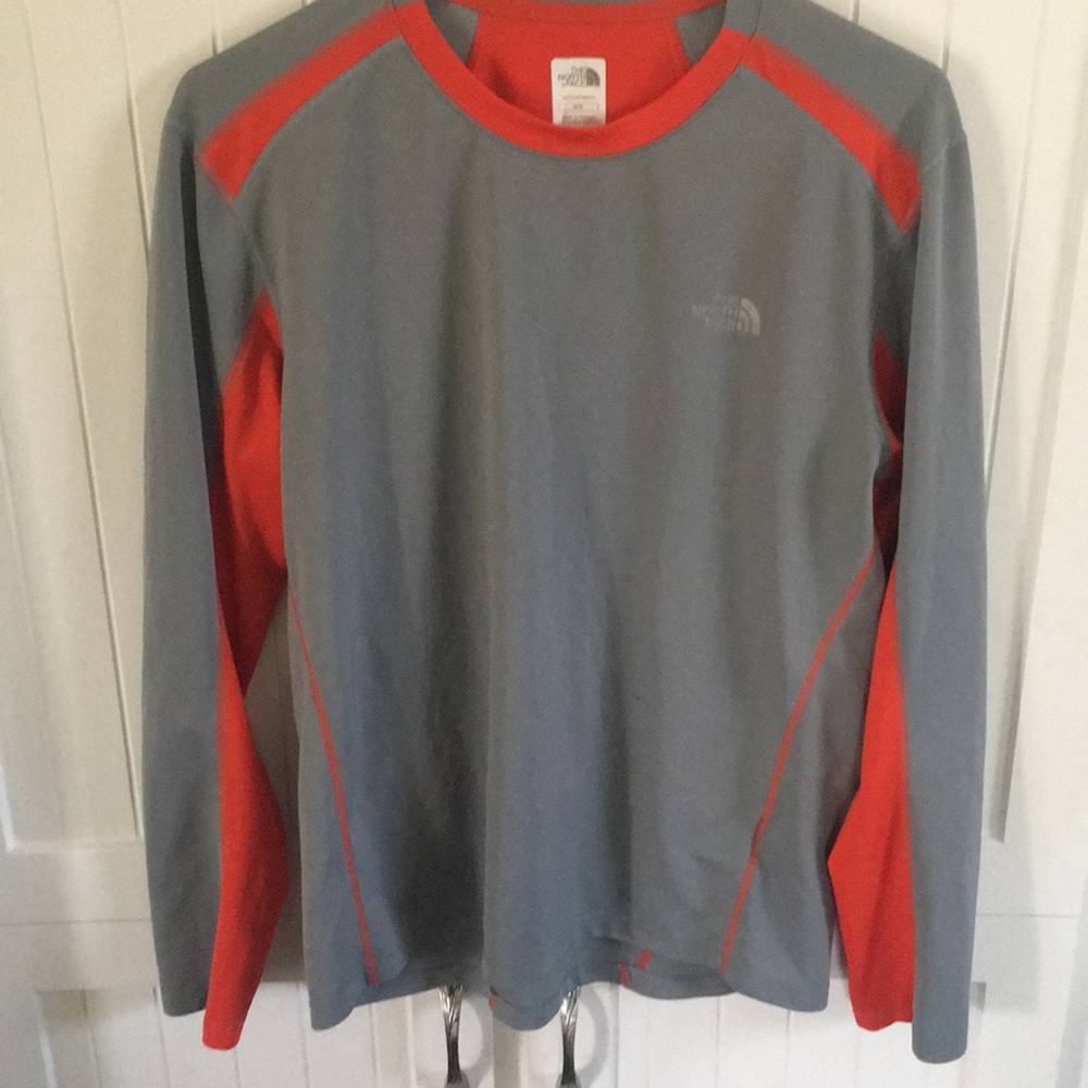 Men’s North face dry weave shirt